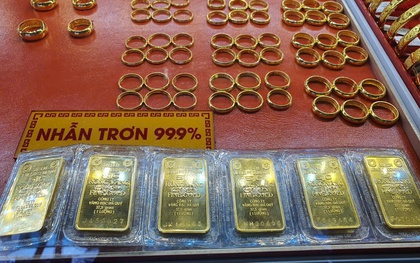 Diễn biến mới sau hơn 2 tuần áp dụng quy định mua bán vàng trên 20 triệu phải chuyển khoản
