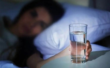 Nước đun sôi để nguội quá 24 giờ còn đảm bảo an toàn?