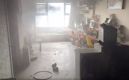 Cháy căn hộ chung cư ở TPHCM, người dân hốt hoảng tháo chạy