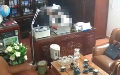 Người phát tán clip người đàn ông "thân mật" với nhiều phụ nữ bị xử lý thế nào?