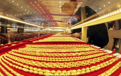 Giá vàng tăng, người mua chê đắt, loạt cửa hàng vàng ở một nước châu Á phải đóng cửa