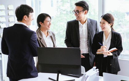 Ổn định không chưa đủ: Khi nhân sự mid-career giải bài toán tìm lại đam mê công việc