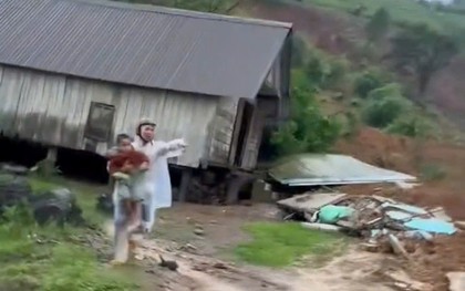 Sạt lở vùi lấp 2 nhà dân ở Đắk Lắk: Ông ôm cháu chạy đi cầu cứu