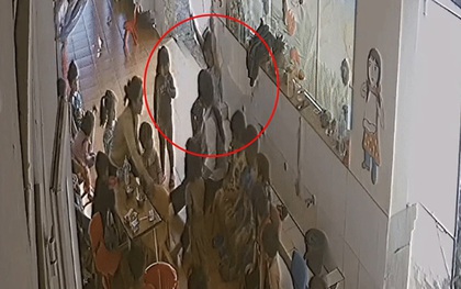 Bị phụ huynh tố "tác động" khiến bé 5 tuổi chảy máu cam, cô giáo giải thích "vô tình đưa tay trúng mũi”