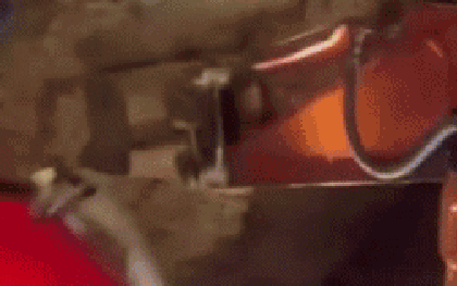 Vỡ òa khoảnh khắc tìm thấy cháu bé bị vùi lấp trong đống đổ nát sau sạt lở ở Lâm Đồng