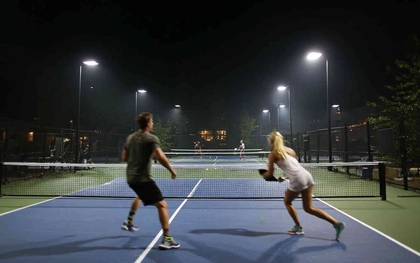 Thời điểm chơi thể thao, đánh pickleball bào mòn sức khỏe, phá giấc ngủ: Bác sĩ cảnh báo
