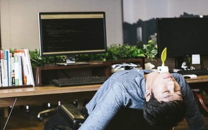 “Cơn đau đầu” mới của Hàn Quốc: Đi làm xa nhất thế giới khiến nhân viên “tắt cảm xúc”, doanh nghiệp mất năng suất