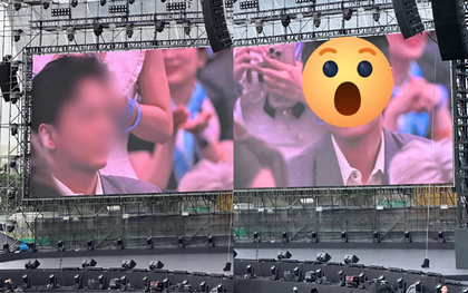 Màn hình led sáng rực bởi “nam thần có tuổi” nổi tiếng nhất Vbiz