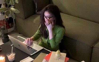 500k tiền trông trẻ để con không hét lên trong cuộc họp