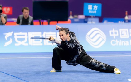 Dương Thúy Vi là ai?