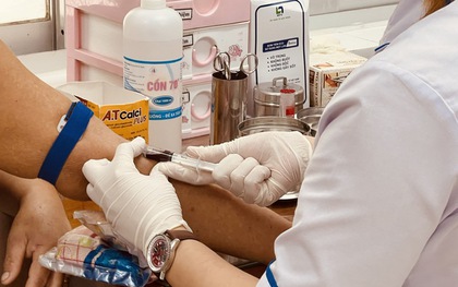 Bộ Y tế chỉ ra hình thái lây nhiễm mới của HIV tại Việt Nam khiến 13.351 ca mắc mới và 1.905 ca tử vong