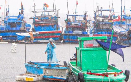 Thủ tướng: Ứng phó bão Koto ở mức cao nhất, đặt tính mạng người dân lên trên hết