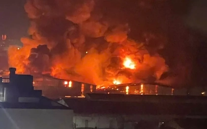 Cháy lớn trong khu công nghiệp ở Bắc Ninh