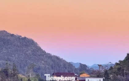 Tọa độ 'xịn nhất' ngắm toàn cảnh làng du lịch tốt nhất thế giới Lô Lô Chải