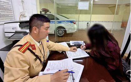 Nữ tài xế sinh năm 1987 ở Hà Nội bị xử phạt 19 triệu đồng vì hành vi này