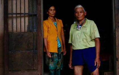 Dân "rốn lũ" ở Huế 1 tuần 3 lần chạy lụt: "Chúng tôi kiệt sức rồi"