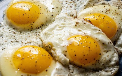 Mất 30 năm cuộc đời tôi mới biết cách làm trứng ốp la bằng lò vi sóng: Không bao giờ dùng chảo nữa