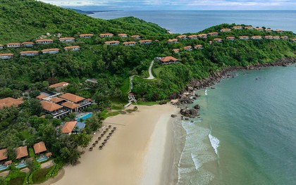 Khu nghỉ vừa được Michelin vinh danh, nằm bên rìa “vịnh biển đẹp nhất Việt Nam”, giá phòng gây bất ngờ