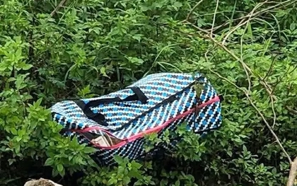 Công an điều tra vụ thi thể bé trai trong túi bạt ven đường ở Ninh Bình