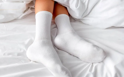 Tại sao nên đi tất khi ngủ vào mùa đông?