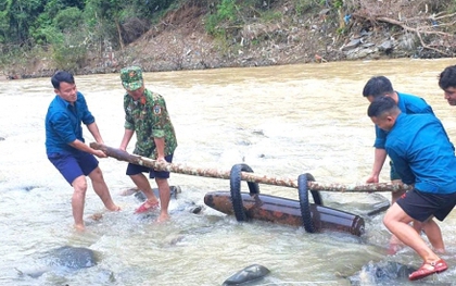 Đánh cá trên sông, phát hiện quả bom nặng 250kg