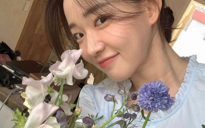 Buồng trứng là "công tắc lão hoá" của chị em, nên làm 4 việc và ăn 3 thứ để bảo vệ