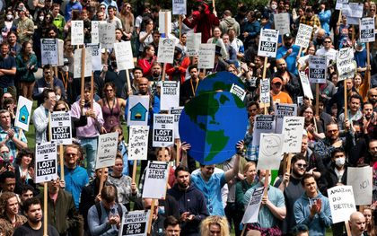 Bất ngờ: Làn sóng sa thải hàng loạt không phải do AI, trí tuệ nhân tạo không phải "đại dịch thất nghiệp"