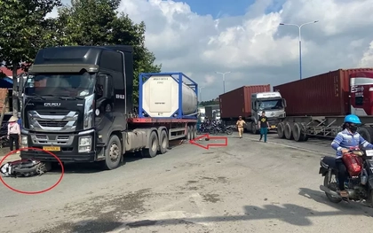 Gia đình 3 người tử vong dưới bánh xe đầu kéo container