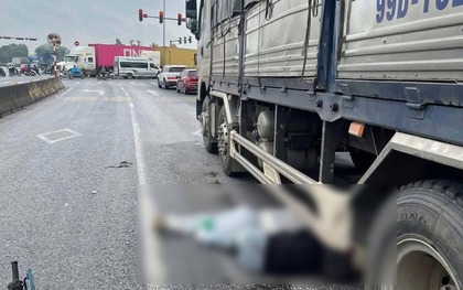 Xe tải va chạm xe máy trên Quốc lộ 10, hai cô gái tử nạn