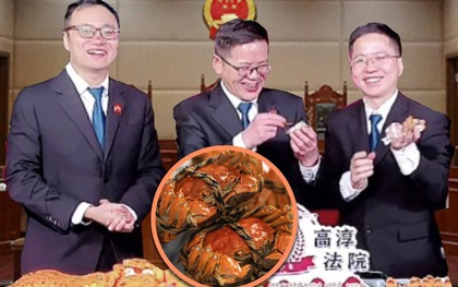 3 thẩm phán livestream bán cua giúp người dân phá sản trả nợ