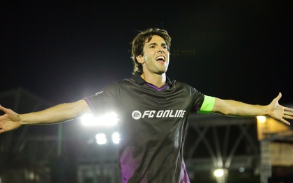 Kaka, Figo sang Việt Nam đá bóng