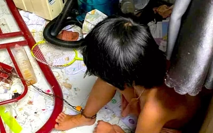 Vụ xích chân con gái 9 tuổi vào giường: Công an triệu tập người cha