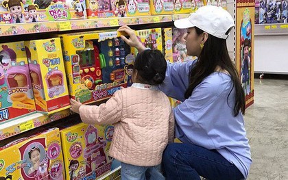 1 câu cha mẹ hay nói khiến con lớn lên tiêu tiền như nước