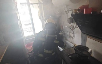 Học sinh vắng mặt không báo trước, gọi 11 cuộc đều bị ngắt: Thầy giáo lao đến tận nhà và phát hiện điều kinh hoàng