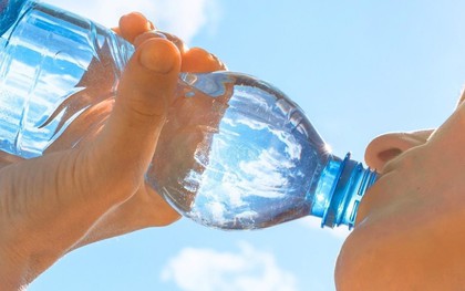 Nước đóng chai không 'tinh khiết' như bạn nghĩ, nước máy sạch hơn rất nhiều - có bằng chứng khoa học hẳn hoi