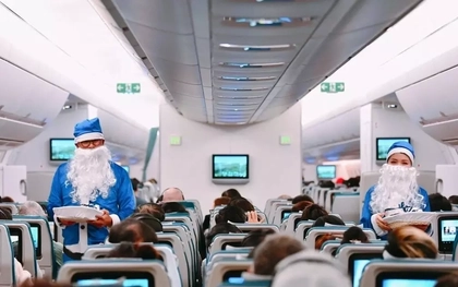 Nữ tiếp viên tiết lộ điều không ngờ trên máy bay dịp Giáng sinh
