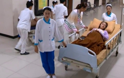 Nữ sinh 15 tuổi qua đời vì ung thư đại trực tràng, bác sĩ thở dài: "Ăn uống thế này mình đồng da sắt cũng đổ bệnh!"