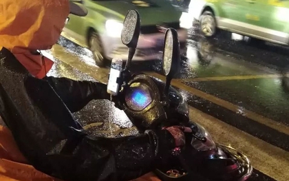 Tin nhắn lúc 4h sáng của shipper khiến khách hàng hối hận cũng đã muộn