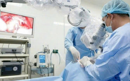 80% trẻ bị điếc trước ngôn ngữ