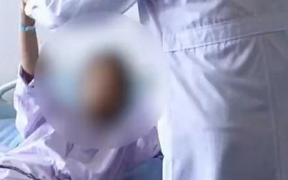 Uống 3 cốc trà sữa một tuần, cô gái xuất hiện triệu chứng "kỳ lạ"