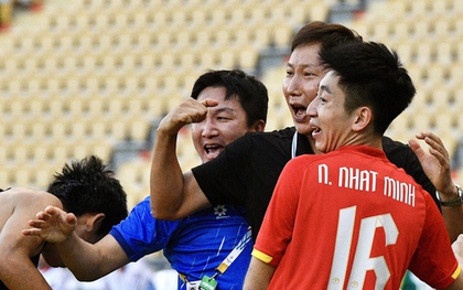 Việt Nam đấu Thái Lan chung kết SEA Games, HLV Kim Sang-sik: "Mong trọng tài công tâm"