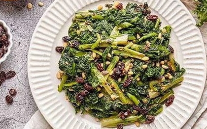 Loại rau được mệnh danh “tốt nhất thế giới” ở Việt Nam lại rẻ bèo, bán đầy chợ