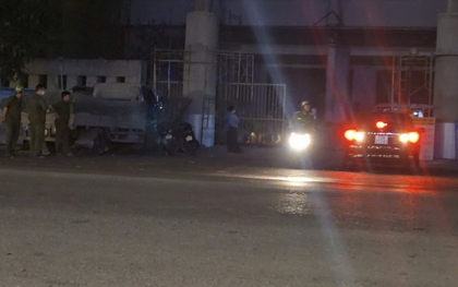 TP.HCM: Sập giàn giáo tại Nhà thi đấu Phú Thọ, 2 người thương vong