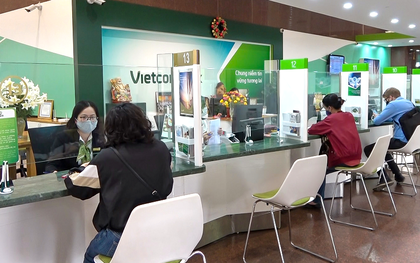 Từ 1/1/2026: Vietcombank, Agribank ngừng chấp nhận loại giấy tờ sau, hàng loạt chủ tài khoản cần cập nhật thông tin ngay lập tức