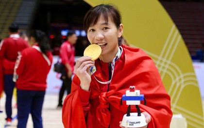 FIFA vinh danh Trần Thị Huyền Trang, tuổi 37 thành "dị nhân quái kiệt" 5 lần vô địch SEA Games cả sân 11 và futsal