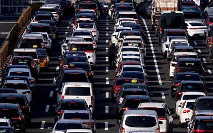 Trung Quốc ra quyết định bước ngoặt – sắp đến ngày ô tô tự lái ‘không cần chạm tay’ chạy đầy đường