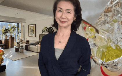 42 tuổi tôi mới học được từ mẹ 7 mẹo tiết kiệm không tốn 1 đồng - giải quyết sạch từ quần áo, sàn nhà đến mùi trong bếp