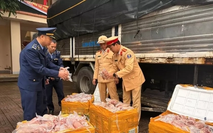 Phát hiện 200 kg bắp heo không nguồn gốc trên xe tải
