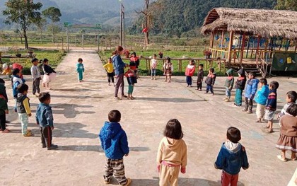 Học sinh xã biên giới được hỗ trợ 450.000 đồng, 8kg gạo mỗi tháng