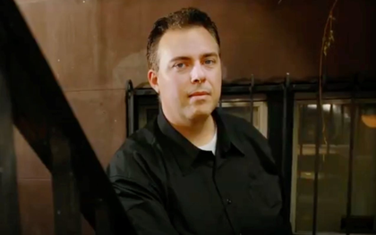 Bê bối từ thiện chấn động giới hoạt động xã hội: Nhà sáng lập biển thủ 2,5 triệu USD, lập HĐQT “ma” để thâu tóm dòng tiền